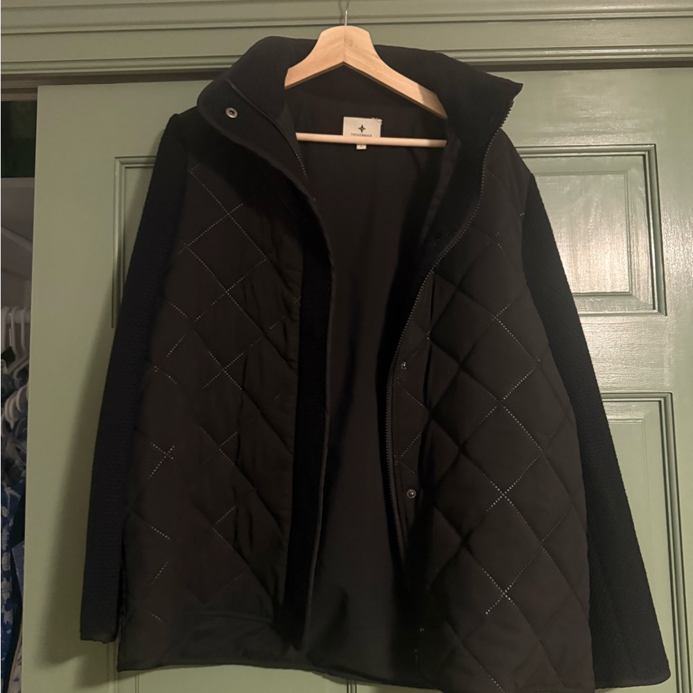 Tuckernuck Black Quilted Diamond-Stitch Puffer Coat